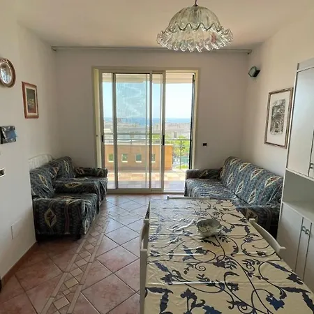 Acquamarina Apartamento *